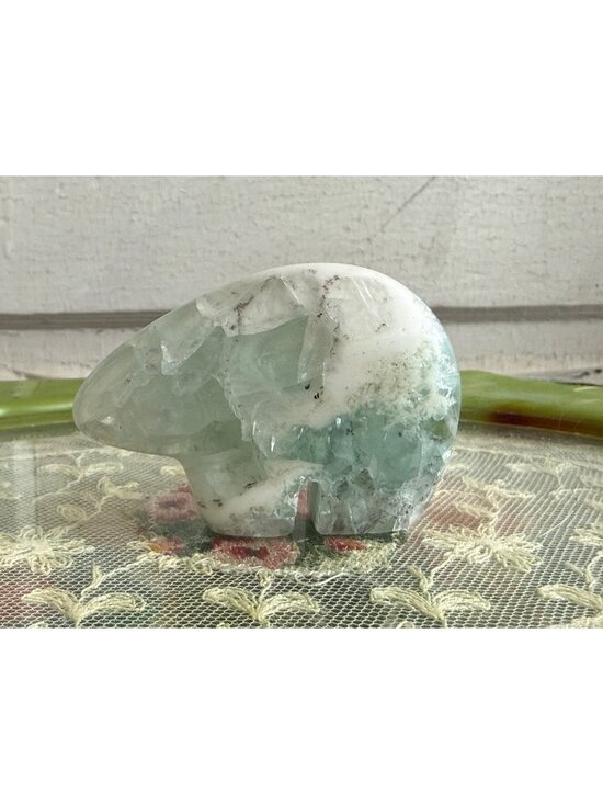 unbranded Other - Vintage Green Flourite Southwestern Bear 2.5x2"